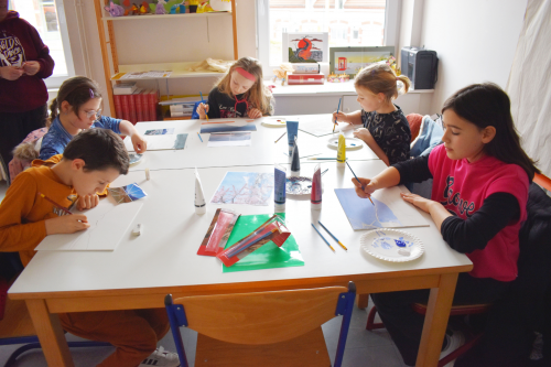 projet artistique aux Passerelles peinture 2025