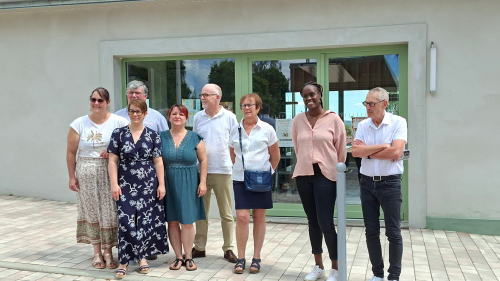 L'association boutique partagée du Liberty et les élus de Sanvignes
