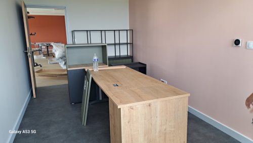 Bureau en montage