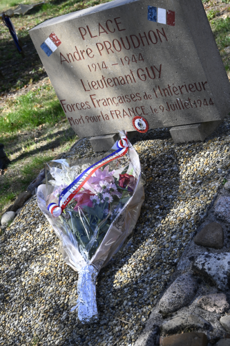 stèle André Proudhon