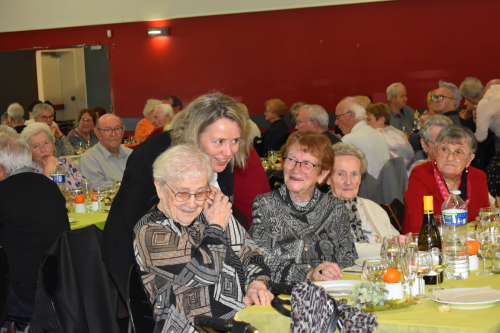 repas des ancienshttps://0000004497.web.ternum-bfc.fr/sites/0000004497/files/Mes%20documents/Actualites/voeux20254.jpg
